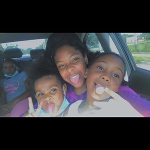 Meet your Posher, Ivory